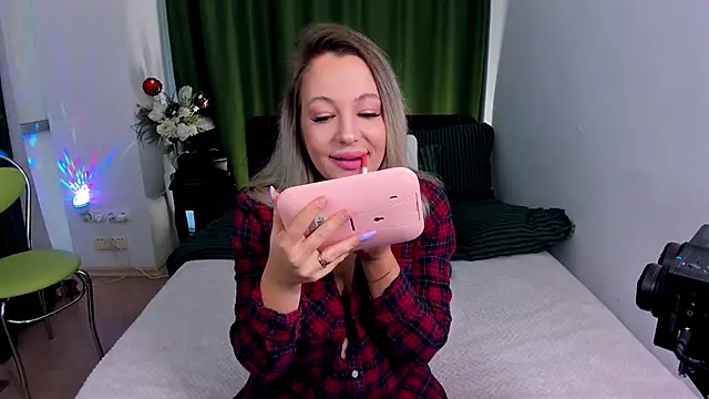 DanikaMorri online show from 27, 11, 2025