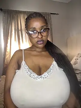 Bustygoddess32 online show from 29, 3, 2026