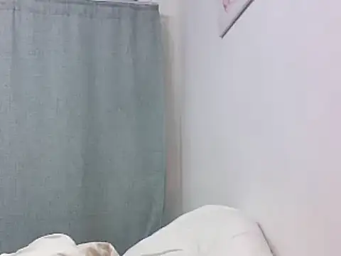Sexxybella27 online show from 13, 3, 2025