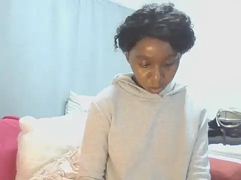 Snapshot of Sexxybella27 chatting on 6, 6, 2026 Sexxybella27 online show from 6, 6, 2026