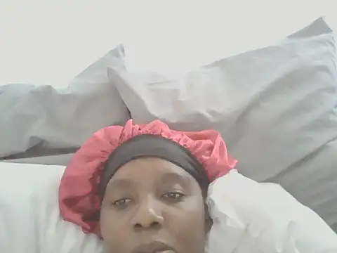 Snapshot of Sexxybella27 chatting on 8, 11, 2025 Sexxybella27 online show from 8, 11, 2025