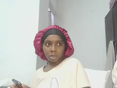 Snapshot of Sexxybella27 chatting on 13, 10, 2025 Sexxybella27 online show from 13, 10, 2025