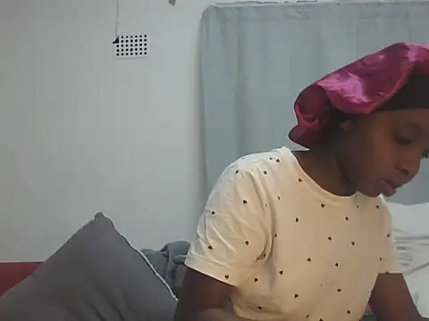 Snapshot of Sexxybella27 chatting on 29, 11, 2025 Sexxybella27 online show from 29, 11, 2025