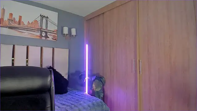 Bambi gurl online show from 19, 4, 2026