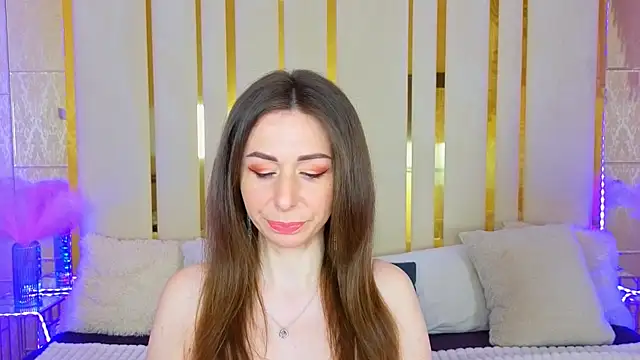 KimmmLi online show from 4, 4, 2026