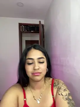 Charlotte cutee18 online show from 15, 10, 2025