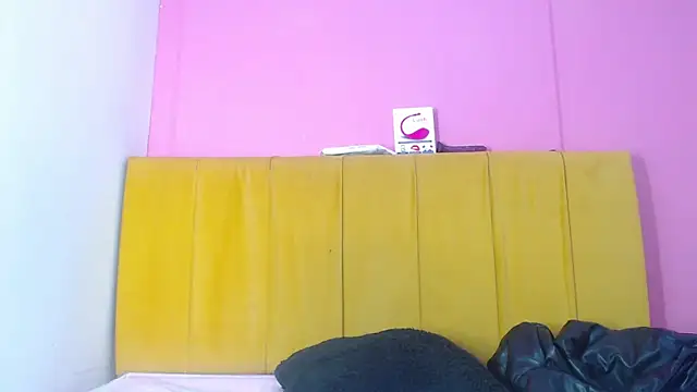 angelicatorrecm101 online show from 11, 3, 2025