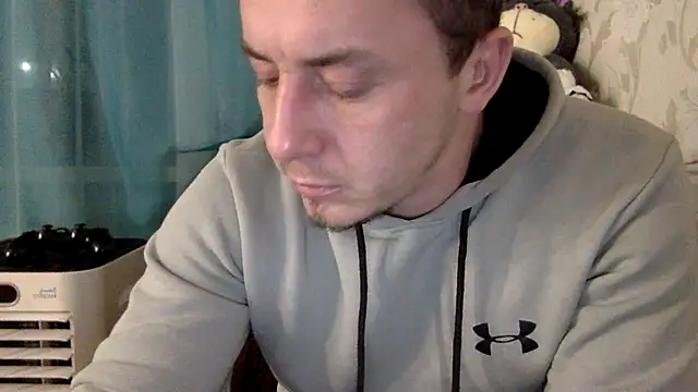 Snapshot of KristiDan chatting on 29, 11, 2025 KristiDan online show from 29, 11, 2025