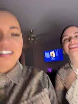 Snapshot of DestineeJayde chatting on 10, 5, 2026 DestineeJayde online show from 10, 5, 2026