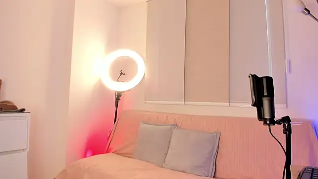 miaa daniels online show from 23, 11, 2025