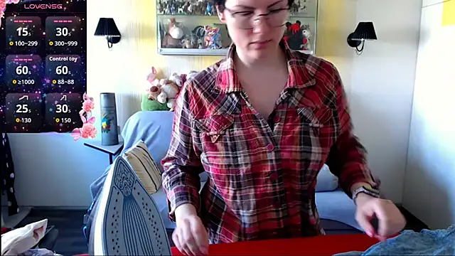 vaders daughter online show from 4, 5, 2026