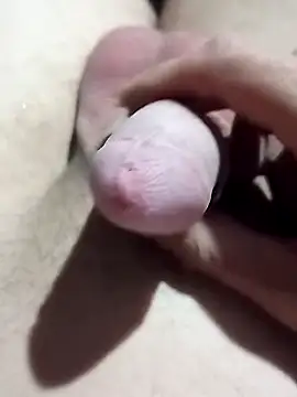 Snapshot of El22_1431 chatting on 22, 11, 2025 El22 1431 online show from 22, 11, 2025