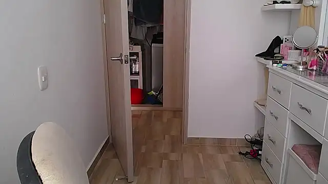 Barbie girl 69 online show from 9, 4, 2026