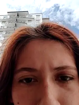 julieth love  online show from 16, 11, 2025