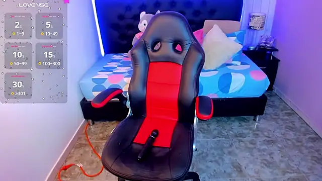 julieth love  online show from 14, 11, 2025