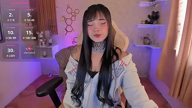 mia catt05 online show from 10, 10, 2025