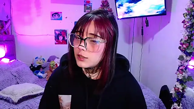 Snapshot of mia_catt05 chatting on 22, 7, 2026 mia catt05 online show from 22, 7, 2026