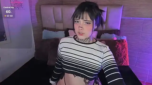 Snapshot of mia_catt05 chatting on 22, 5, 2026 mia catt05 online show from 22, 5, 2026