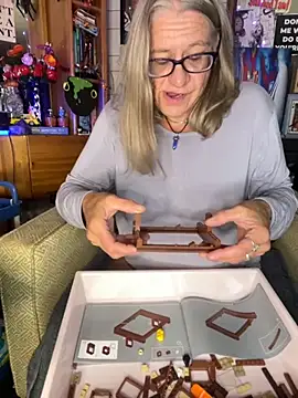 TrenaAnne online show from 10, 10, 2025