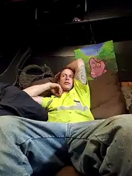 cdressupdiva online show from 25, 2, 2025