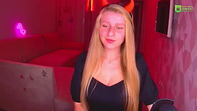 AmaliaQueen online show from 30, 10, 2025