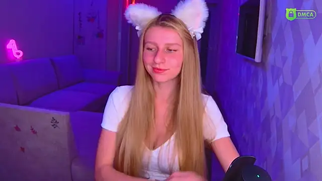 AmaliaQueen online show from 1, 11, 2025