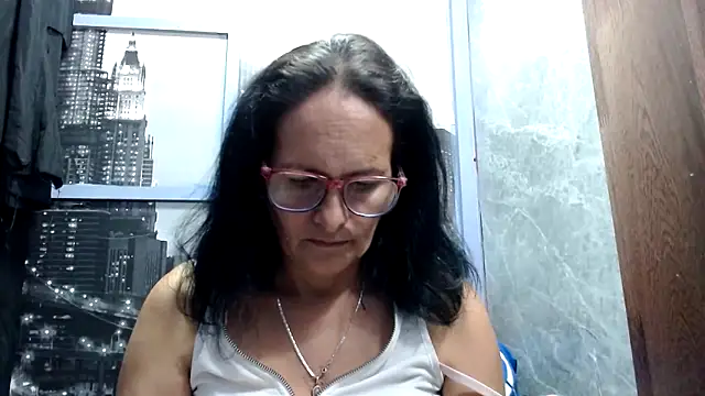 Snapshot of Nastylatinaxxx chatting on 1, 6, 2026 Nastylatinaxxx online show from 1, 6, 2026