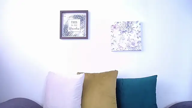 JainaRogers online show from 10, 4, 2026