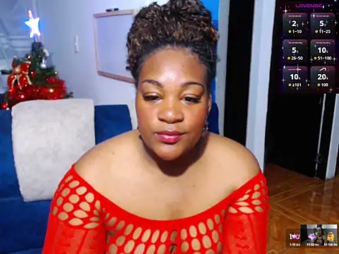 Snapshot of the_pearl199 chatting on 9, 11, 2025 the pearl199 online show from 9, 11, 2025