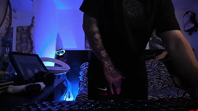 Sisoyalejo420 online show from 5, 12, 2025