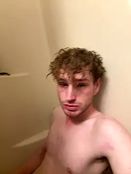Snapshot of CreamyAustin chatting on 12, 11, 2025 CreamyAustin online show from 12, 11, 2025