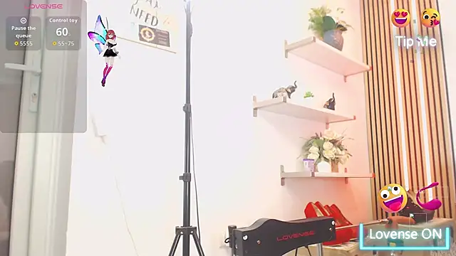 Snapshot of RileyLanna chatting on 28, 11, 2025 RileyLanna online show from 28, 11, 2025