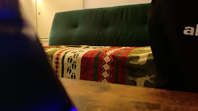 POCARI SWEAT online show from 11, 10, 2025