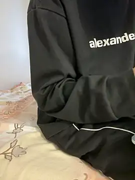 POCARI SWEAT online show from 1, 4, 2026