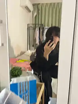 POCARI SWEAT online show from 30, 11, 2025