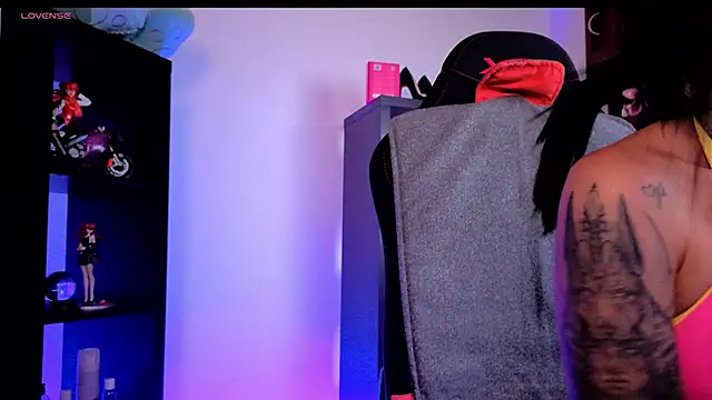 Alaia Asuka online show from 6, 5, 2026