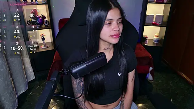 Snapshot of Alaia_Asuka chatting on 21, 7, 2026 Alaia Asuka online show from 21, 7, 2026