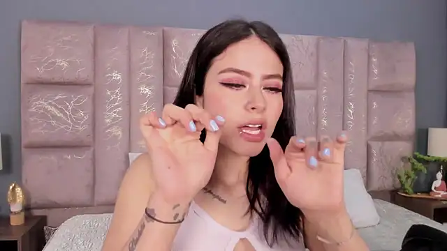 AnnieNasty online show from 19, 10, 2025