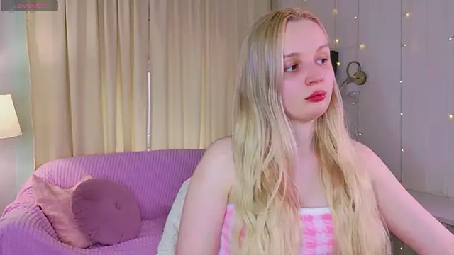 Beatrica Klein online show from 11, 5, 2026