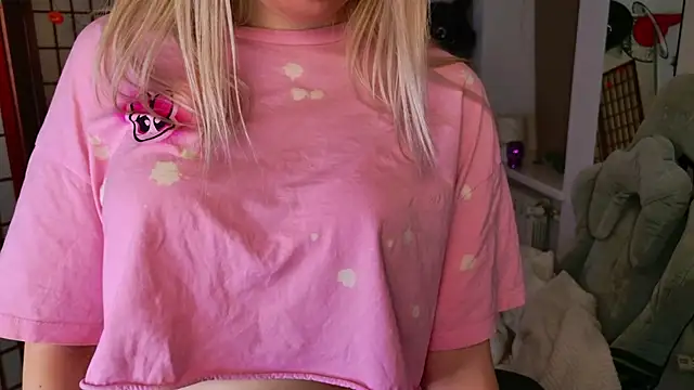 Beatrica Klein online show from 2, 11, 2025