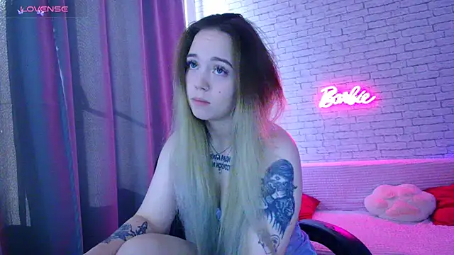 -Stacyy- online show from 18, 10, 2025