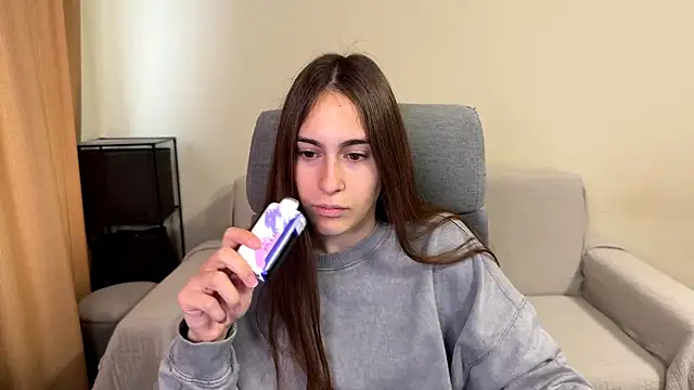 AliceKolltt online show from 21, 10, 2025