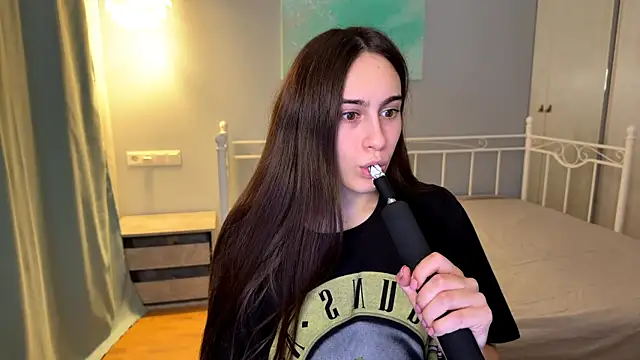 Snapshot of AliceKolltt chatting on 14, 7, 2026 AliceKolltt online show from 14, 7, 2026