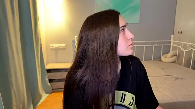 Snapshot of AliceKolltt chatting on 23, 6, 2026 AliceKolltt online show from 23, 6, 2026