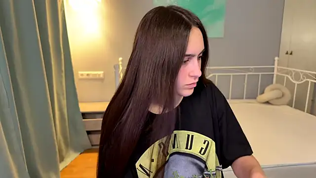 Snapshot of AliceKolltt chatting on 14, 6, 2026 AliceKolltt online show from 14, 6, 2026