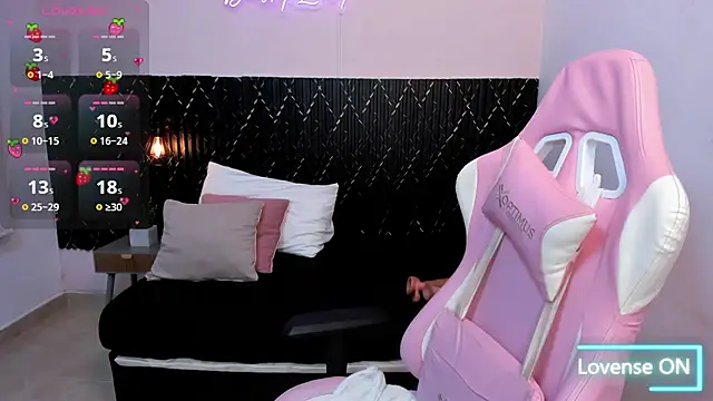 Aabby lee online show from 11, 10, 2025