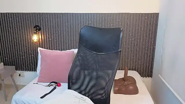 Aabby lee online show from 27, 3, 2026