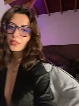 Snapshot of EmaSaenz chatting on 30, 1, 2025 EmaSaenz online show from 30, 1, 2025