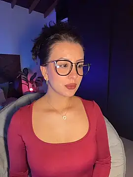 Snapshot of EmaSaenz chatting on 22, 9, 2025 EmaSaenz online show from 22, 9, 2025