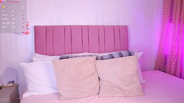 Snapshot of kath_rosee1 chatting on 14, 10, 2025 kath rosee1 online show from 14, 10, 2025